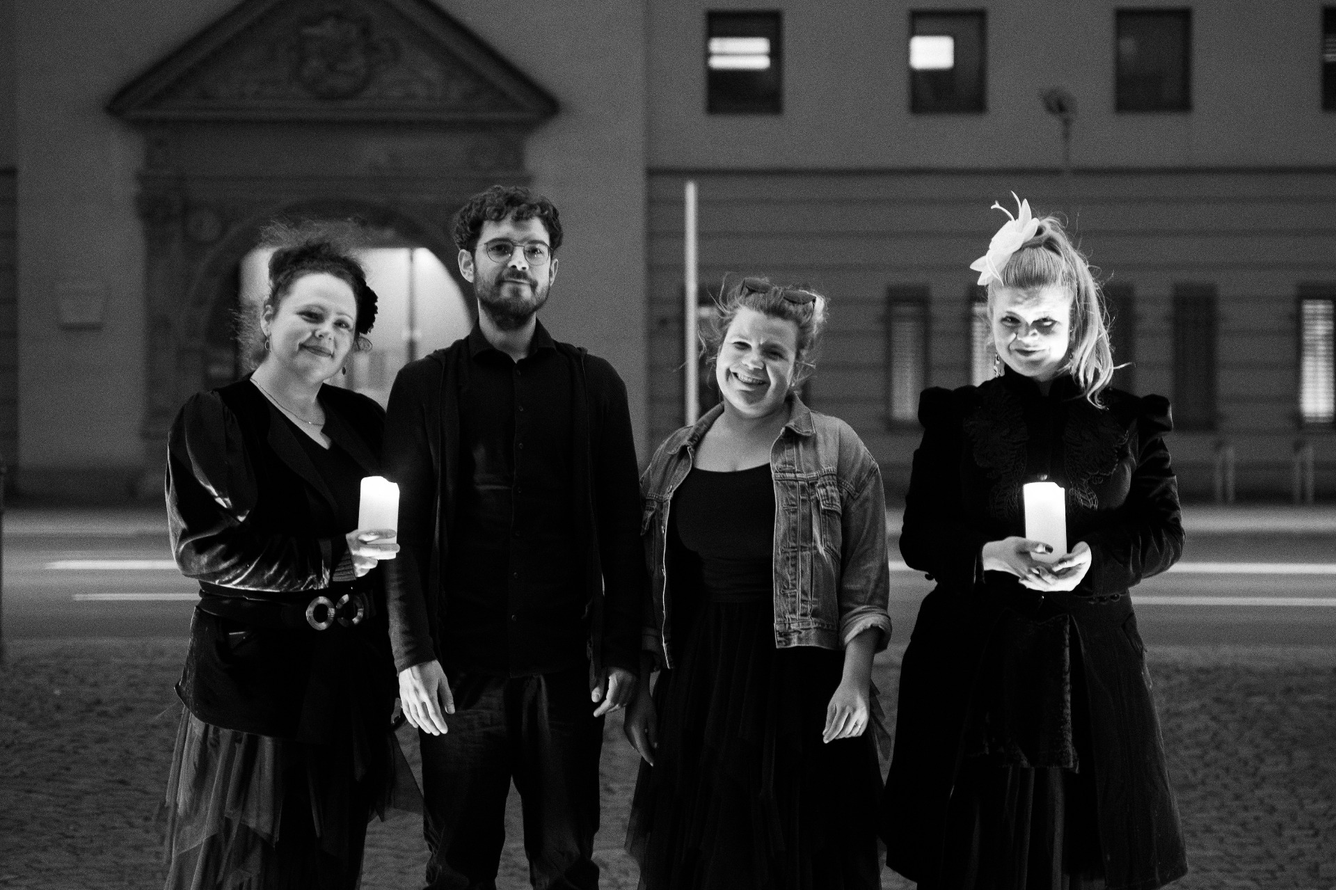 Bettina Schwarz, Thomas Kodnar, Clara Scheicher, Elena Schwarz. Foto von Julia Schwarzer | Schwarzer Juice